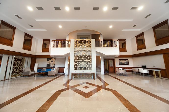 Imagen de los interiores del Hotel Spilos. Foto 18