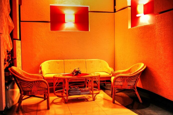 Imagen de los interiores del Hotel Spinaker. Foto 18