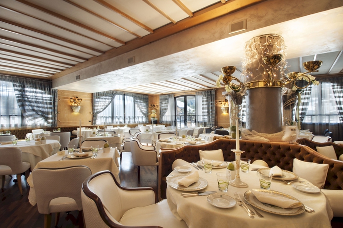 Imagen del bar/restaurante del Hotel Spinale. Foto 3