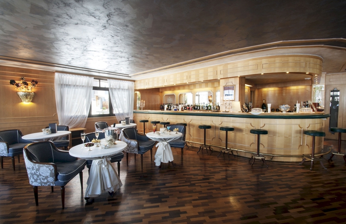 Imagen del bar/restaurante del Hotel Spinale. Foto 6