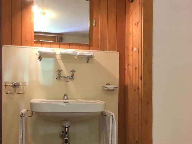 Imagen de la habitación del Hotel Spinas Gasthaus Val Bever - Hostel. Foto 6