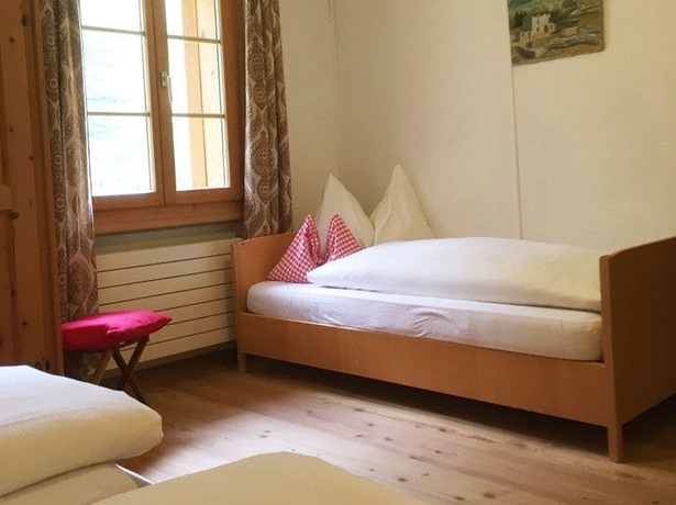 Imagen de la habitación del Hotel Spinas Gasthaus Val Bever - Hostel. Foto 8