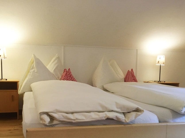 Imagen de la habitación del Hotel Spinas Gasthaus Val Bever - Hostel. Foto 10