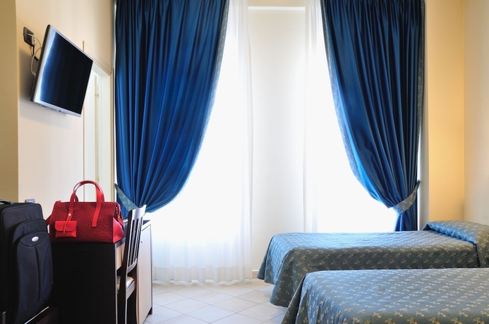 Imagen de la habitación del Hotel Spinelli. Foto 11