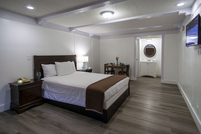 Imagen de la habitación del Hotel Spinnaker Inn of Naples. Foto 2