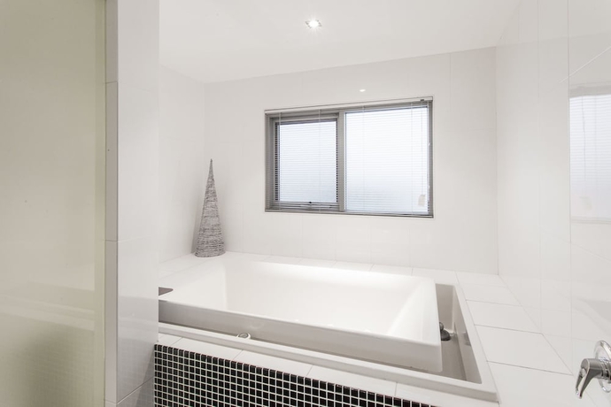 Imagen de la habitación del Hotel Spinnakers By Rockingham Apartments. Foto 16