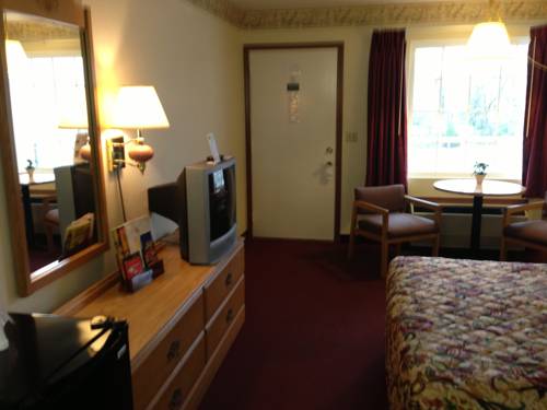 Imagen general del Hotel Spinning Wheel Inn. Foto 1