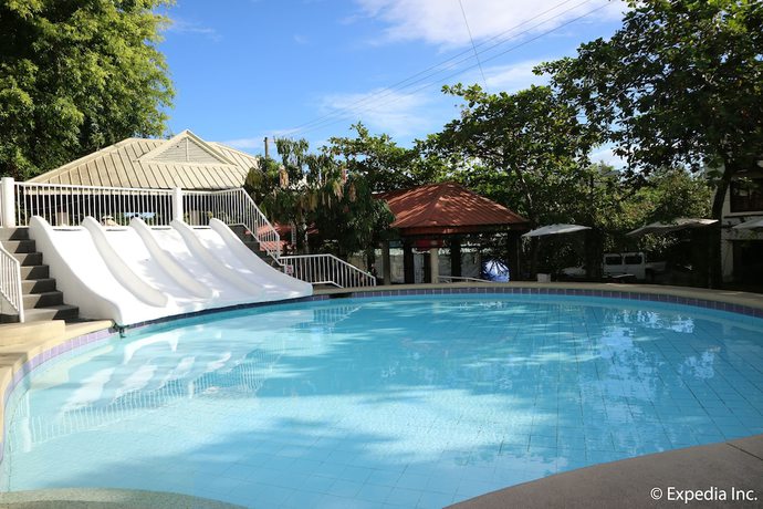 Imagen de la piscina del Hotel Splash Mountain Resort. Foto 17