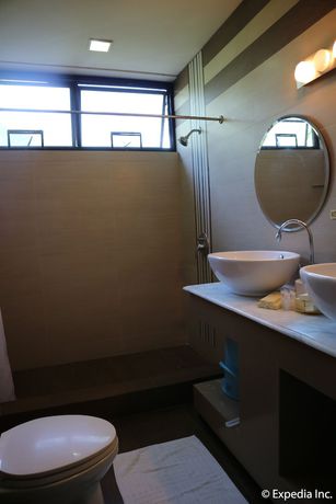 Imagen de la habitación del Hotel Splash Suites Laguna. Foto 6