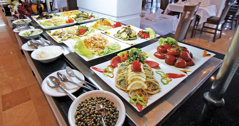 Imagen del bar/restaurante del Hotel Splashworld Venus Beach All Inclusive. Foto 4