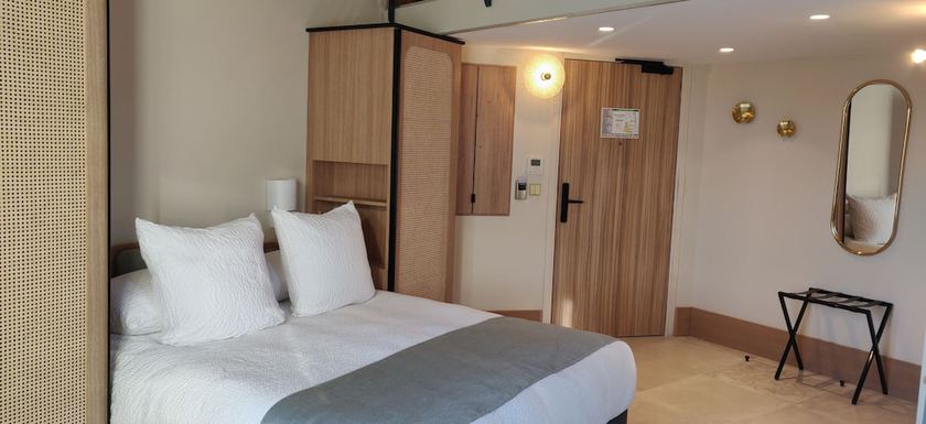 Imagen de la habitación del Hotel Splendid, Bandol. Foto 4