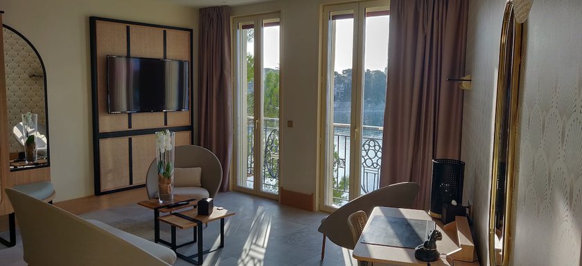 Imagen de la habitación del Hotel Splendid, Bandol. Foto 8