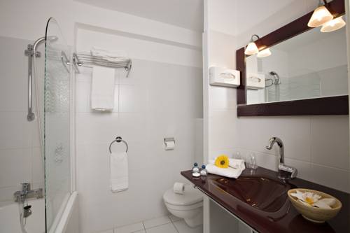 Imagen de la habitación del Hotel Splendid Camargue. Foto 15