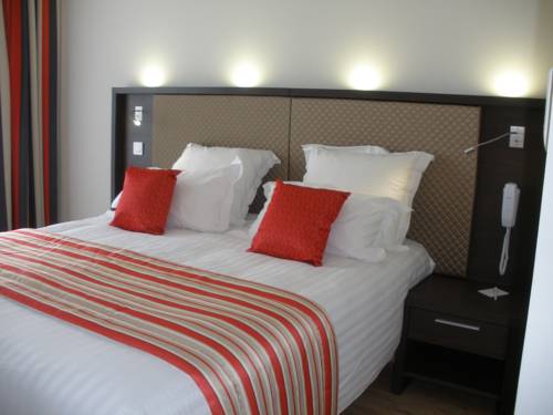 Imagen de la habitación del Hotel Splendid Camargue. Foto 16