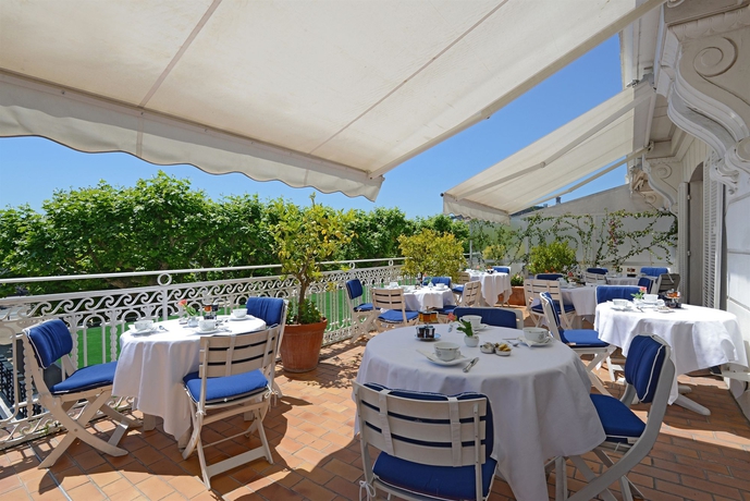 Imagen del bar/restaurante del Hotel Splendid Cannes. Foto 5
