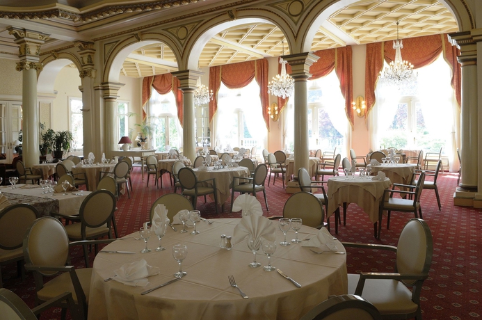 Imagen del bar/restaurante del Hotel Splendid Chate. Foto 9