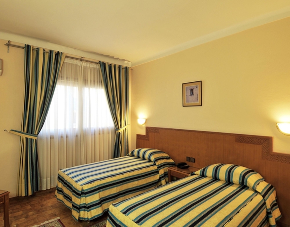 Imagen de la habitación del Hotel Splendid, Fez. Foto 6