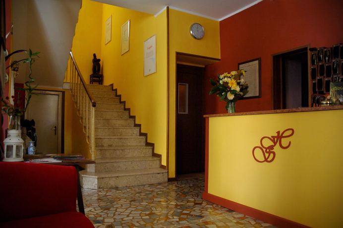 Imagen de los interiores del Hotel Splendid, Gallo. Foto 9