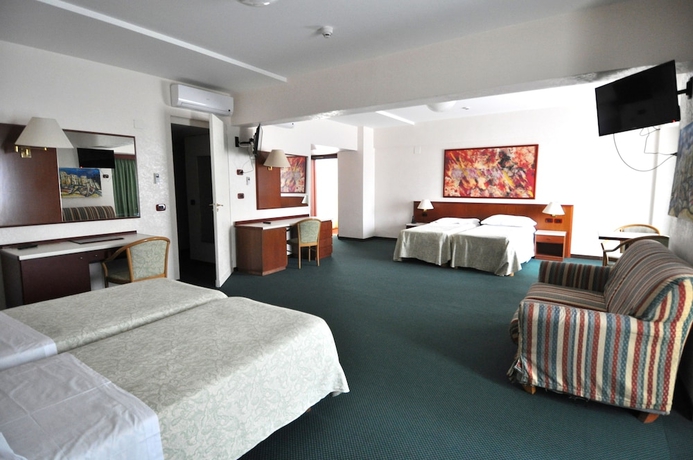 Imagen de la habitación del Hotel Splendid La Torre. Foto 9