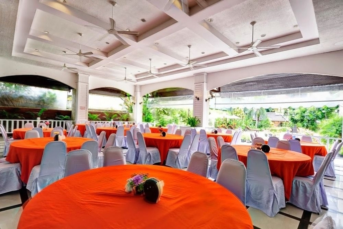 Imagen del bar/restaurante del Hotel Splendid Resort At Jomtien. Foto 6