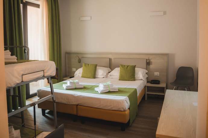 Imagen de la habitación del Hotel Splendid Sole. Foto 2