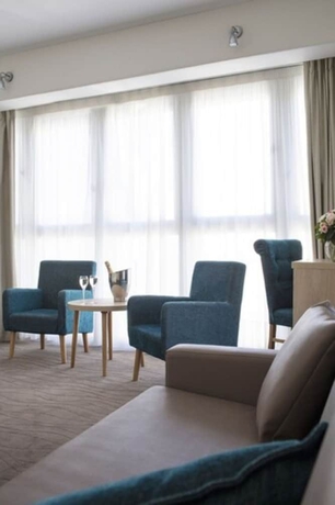 Imagen de la habitación del Hotel Splendid and Spa Nice. Foto 4