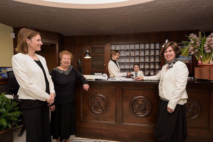 Imagen de los interiores del Hotel SplendidMare. Foto 16