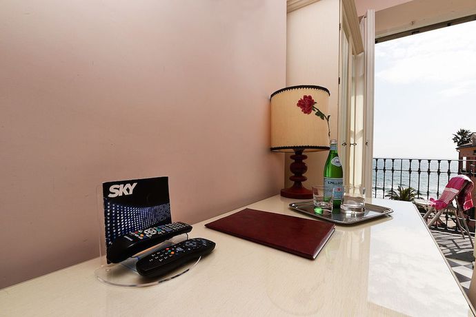 Imagen de la habitación del Hotel SplendidMare. Foto 6