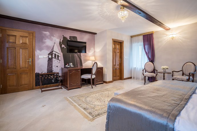 Imagen de la habitación del Hotel Splendida Palace. Foto 11