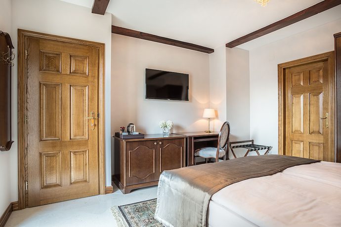 Imagen de la habitación del Hotel Splendida Palace. Foto 13