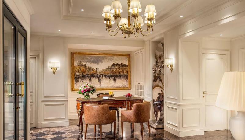 Imagen de los interiores del Hotel Splendide Royal Paris - Relais & Châteaux. Foto 16