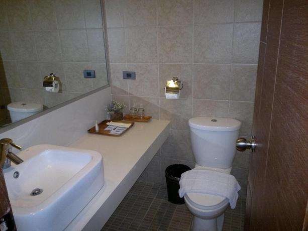 Imagen de la habitación del Hotel Splendido Taal Country Club. Foto 17
