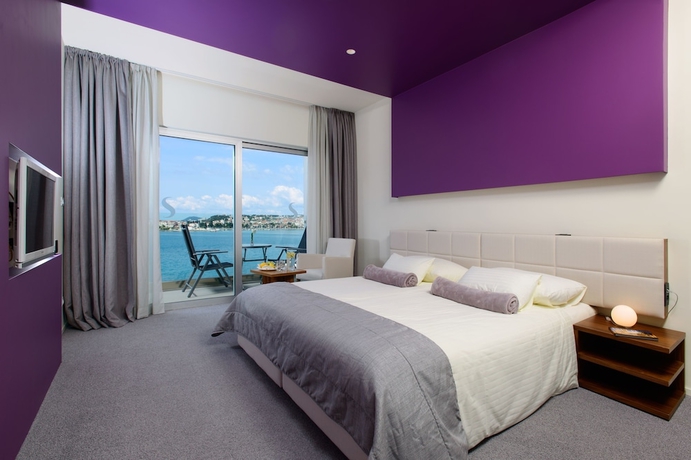 Imagen de la habitación del Hotel Split. Foto 14