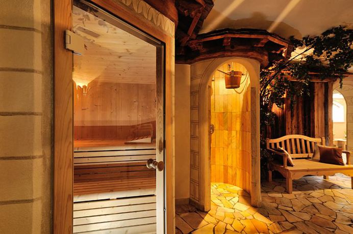 Imagen de los interiores del Hotel Spol Alpine Wellness Spa. Foto 20