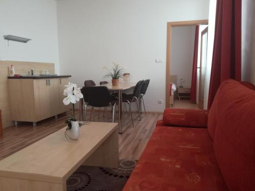 Imagen de la habitación del Hotel Spolcentrum. Foto 3