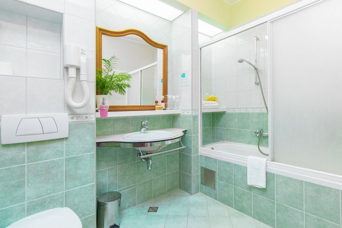 Imagen de la habitación del Hotel Spongiola. Foto 6