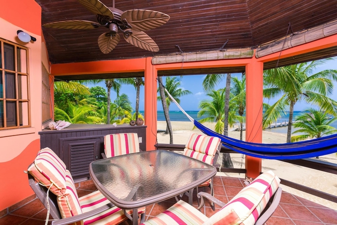 Imagen de la habitación del Hotel Spooky Channel Villa. Foto 9