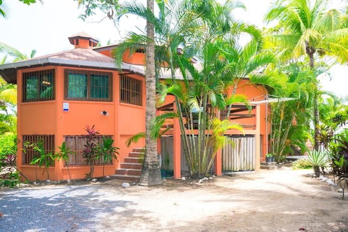 Imagen general del Hotel Spooky Channel Villa. Foto 2