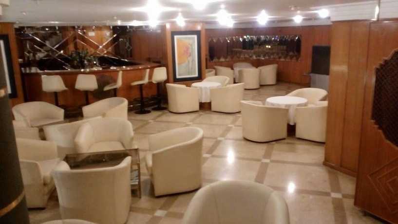 Imagen del bar/restaurante del Hotel Spor. Foto 2