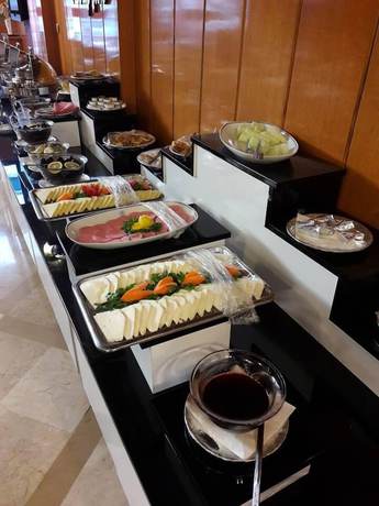 Imagen del bar/restaurante del Hotel Spor. Foto 5