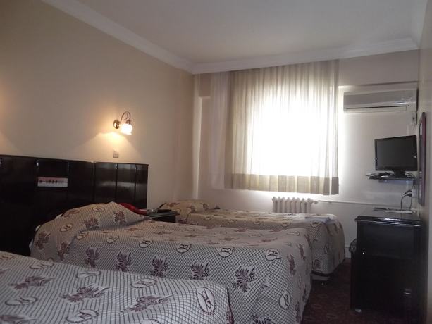 Imagen de la habitación del Hotel Spor. Foto 16