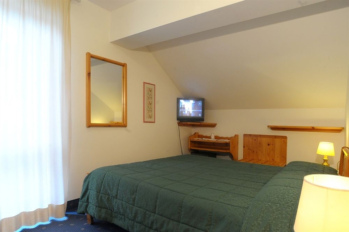 Imagen de la habitación del Hotel Sport Europa. Foto 4