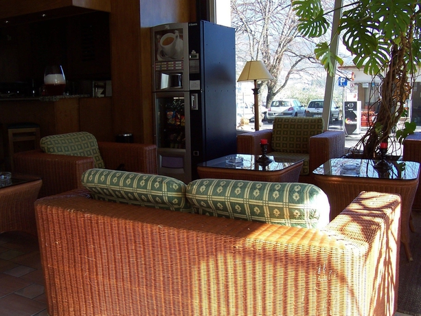 Imagen del bar/restaurante del Hotel Sport Gym + Spa. Foto 4