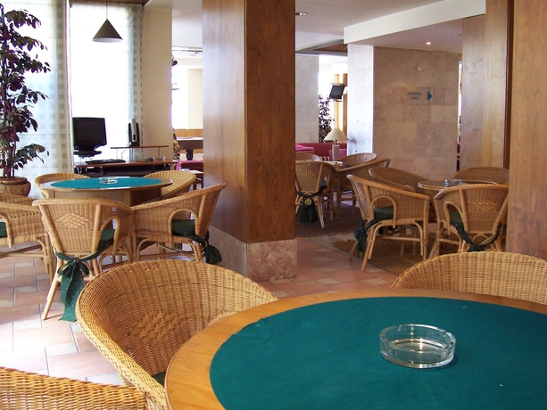 Imagen del bar/restaurante del Hotel Sport Gym + Spa. Foto 5