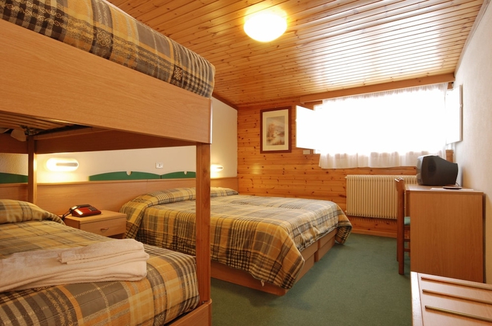 Imagen de la habitación del Hotel Sport Pampeago. Foto 8