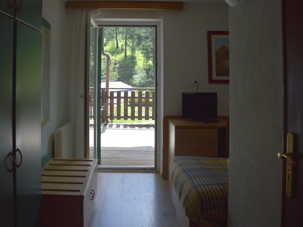 Imagen de la habitación del Hotel Sport Pampeago. Foto 14