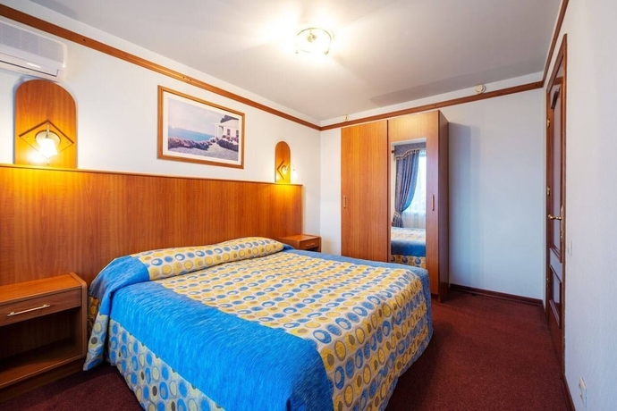 Imagen de la habitación del Hotel Sport Park Volen. Foto 11