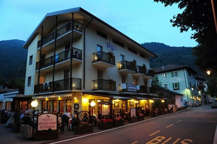 Imagen general del Hotel Sport, Pieve di Ledro. Foto 5