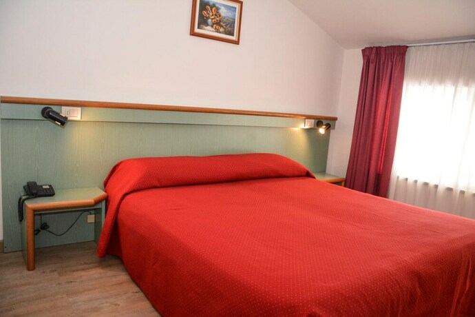 Imagen de la habitación del Hotel Sport, Pieve di Ledro. Foto 9