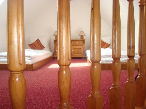Imagen de la habitación del Hotel Sport Pomi. Foto 8